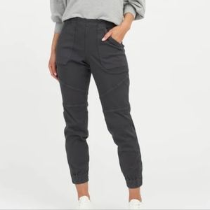 Spanx Stretch Twill Cargo Jogger in Washed Black